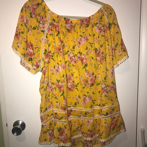 yellow top with flowers